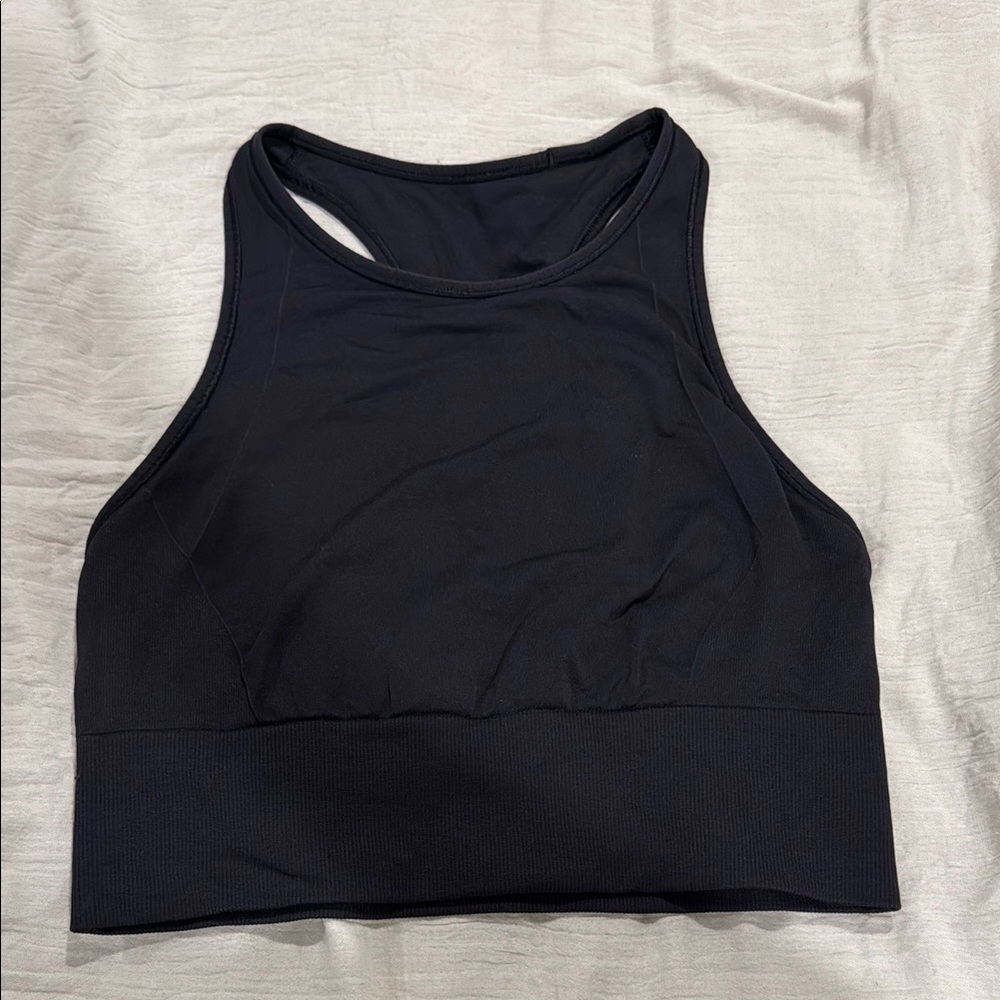 Ebb to Train size 6 lululemon bra